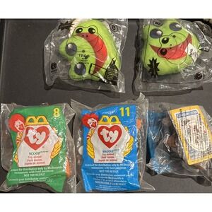 McDonalds Assorted Happy Meal Toy Lot of 5 National Geographic Beanie Baby ,Frog